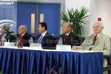  وزير الطيران يتراس الجلسة الافتتاحية لمؤتمر الطيران بالجامعة الالمانية