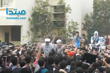 وكيل علماء الأزهر يقود مسيرة طلابية لـ «الإخوان» بالحرم الجامعي