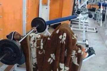 نشطاء فيسبوك يسخرون من البرد 