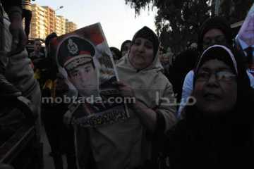  اهالى المنصورة يهاجمون مكتب قيادى اخوانى