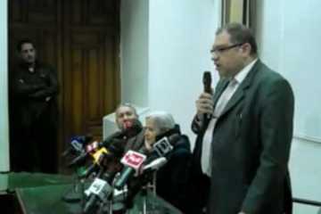 الاطباء يعلنون الاضراب الجزئى غدا