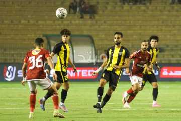 الأهلي يفوز على المقاولون بثنائية