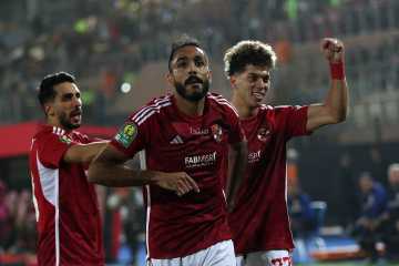 الأهلي يفوز على ميدياما بثلاثية نظيفة
