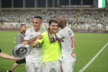 احتفالات لاعبي الزمالك بعد الفوز على بيراميدز