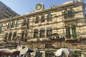 تراث يعود للحياة.. أعمال ترميم برج «تيرينج» الأثري تتواصل وسط القاهرة