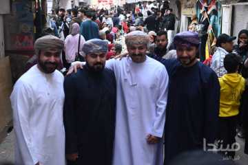 بـ "زي خليجي وضحكة مصرية".. العرب يشاركون في حفل إفطار المطرية 2026