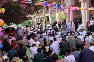 تكبيرات صلاة العيد في ساحة سموحة بالإسكندرية