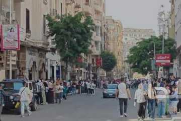 زحام كبير بشوارع وسط البلد رابع أيام عيد الأضحى