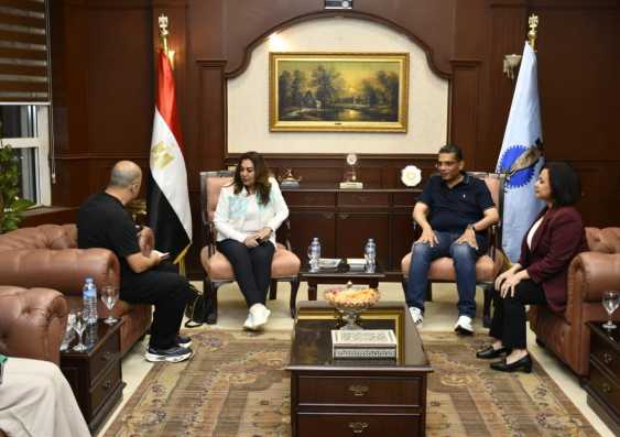 منال عوض: اهتمام كبير بتطوير منظومة الإدارة المتكاملة للمخلفات بمحافظة البحر الأحمر