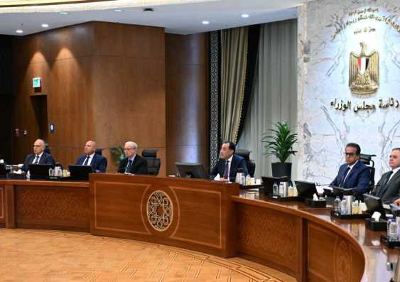 لا مساس بالخبز المدعم.. رئيس الوزراء يحسم الجدل حول تنقية بطاقات التموين (إنفوجراف)