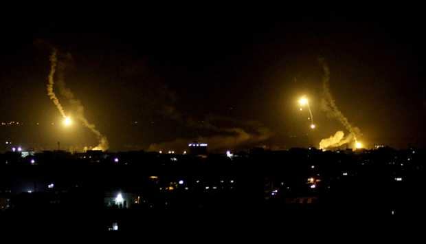 سماع دوي انفجارات في بادية الميادين بريف دير الزور الشرقي بسوريا 