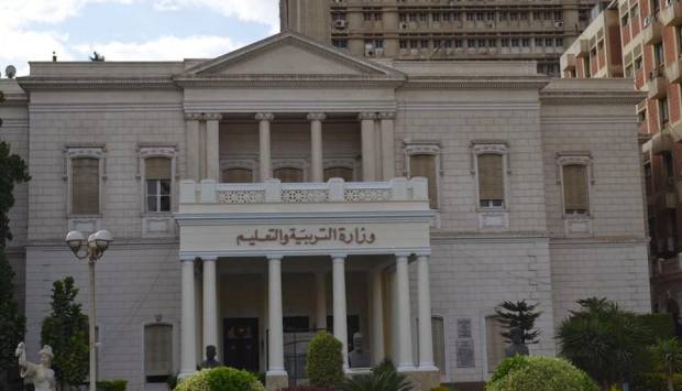 التعليم: فتح باب التسجيل الإلكترونى لامتحانات الطلاب المصريين بالخارج   