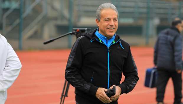 الدرندلى يكشف موعد تجديد عقد حسام حسن وانضمام مرموش للمنتخب 