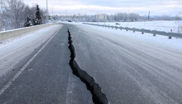 عاجل  زلزال بقوة 5.2 درجة يضرب الصين   