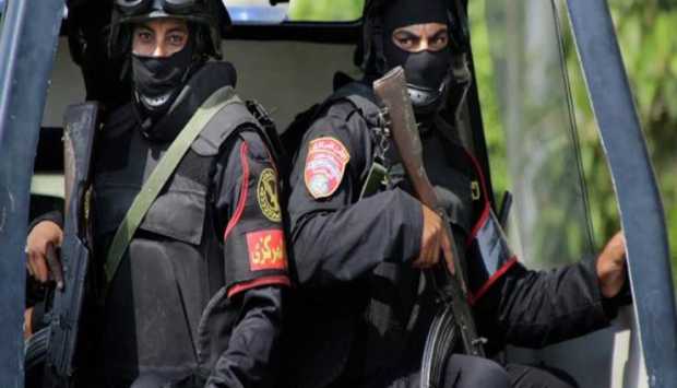 كشف ملابسات قيام مدرس بالتعدي على طالب بعصا خشبية في الدقهلية 