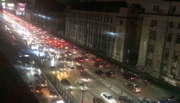 النشرة المرورية الرقمية.. تعرف على الطرق البديلة لزحامات القاهرة والإسكندرية (إنفوجراف) 