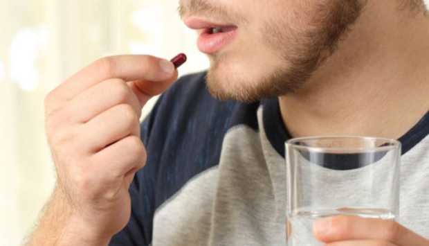 خطورة تناول الأدوية على معدة فارغة في الصباح 