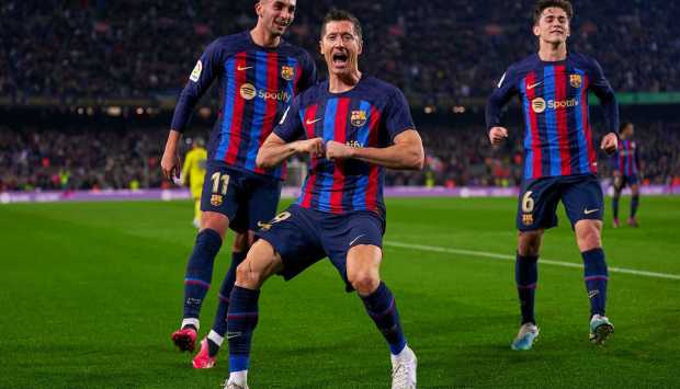 في ليلة وداع ليفاندوفسكي.. برشلونة يهزم ريال بيتيس 3-1 بالدوري الإسباني 