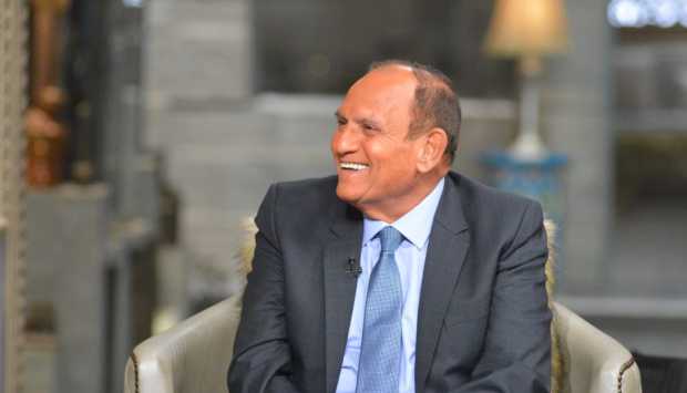 دولة التلاوة يكرّم الدكتور أحمد نعينع تقديرًا لمسيرته 