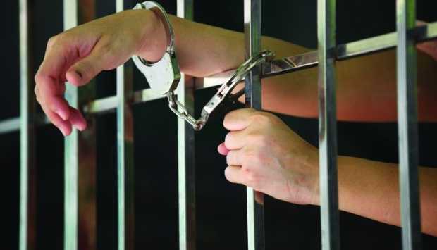 الداخلية تضبط مدير مطبعة غير مرخصة بالقاهرة بحوزته 13 ألف مطبوع تجاري مخالف للقانون 