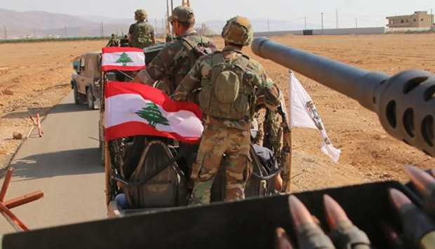 الجيش اللبناني: استشهاد ضابطين وجندي في غارة إسرائيلية على آلية عسكرية بالنبطية 
