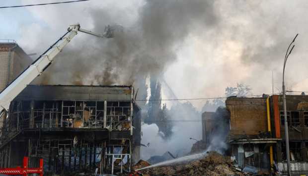 أكسيوس: الخطة الأمريكية تنص على انسحاب أوكرانيا من مناطق سيطرتها في دونباس 