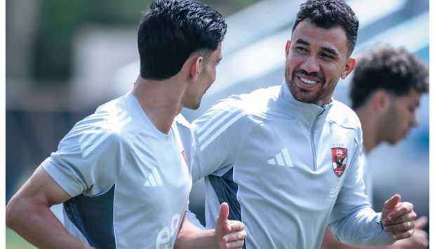 الأهلي يستعد للإعلان عن رحيل تريزيجيه إلى الخليج 