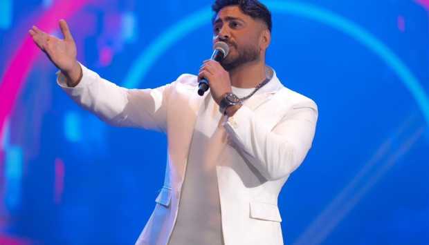 تامر حسني يبهر جمهور حفل عابدين بأغاني «ارجعلى وعينيا بتحبك» 