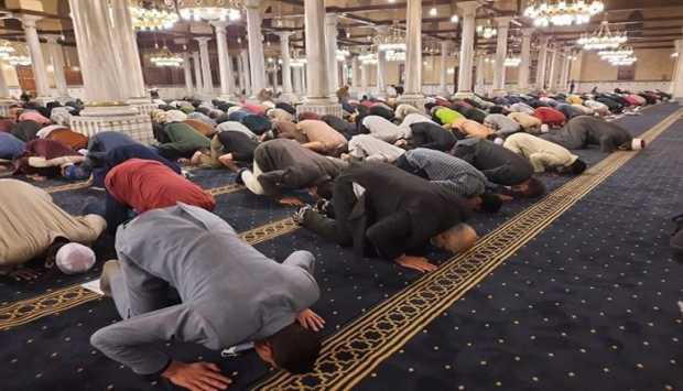 عاجل- موضوع خطبة الجمعة اليوم.. عبارة عجيبة قالها أحد الصالحين في القرن الثالث الهجري 