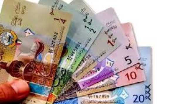 سعر الدينار الكويتي اليوم الأحد في البنوك المصرية 