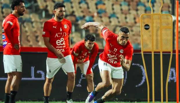 مصطفى محمد يحرز هدف التقدم للفراعنة أمام نيجيريا 