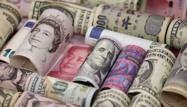 أسعار العملات اليوم الخميس 18 ديسمبر 2025 في البنوك 