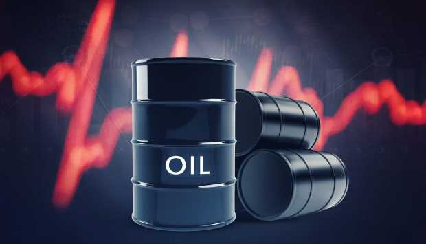 النفط يثبت أقدامه: برنت عند 61 دولارًا وسط ترقب عالمي 