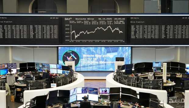 الأسهم الأوروبية تغلق على ارتفاع مع تراجع أسعار النفط 