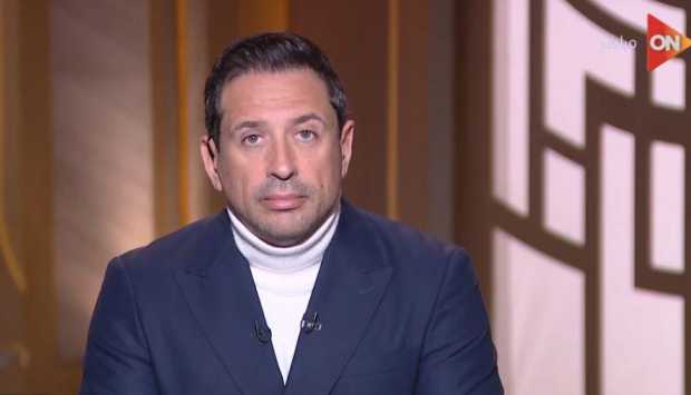 «كلمة أخيرة».. طلاب يمنيون يعودون بعد 40 عامًا لتكريم مُعلمهم المصري في سوهاج 