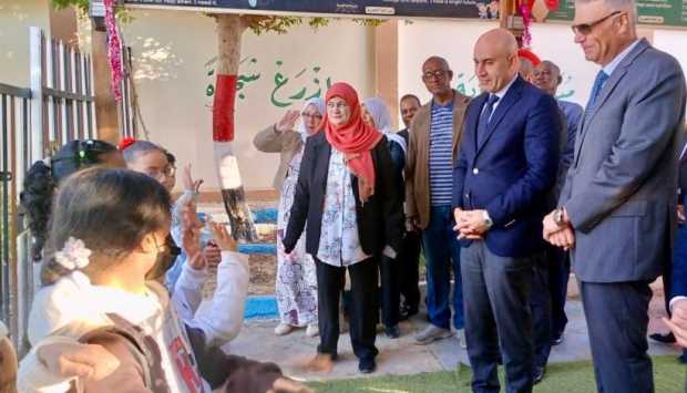 وزير التعليم يتفقد مدرسة الشهيد عمرو فريد عبد الظاهر المتميزة للغات في أسوان 