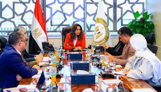 منال عوض توجه بسرعة الانتهاء من حصر جميع المنشآت التابعة لوزارة البيئة 