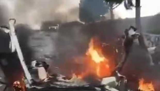 إرتقاء شهيد ووقوع جرحى جراء استهداف سيارة بقضاء الشوف في جبل لبنان 