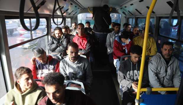 النقل: إقبال كبير على استخدام الأتوبيس الترددي السريع BRT (صور) 