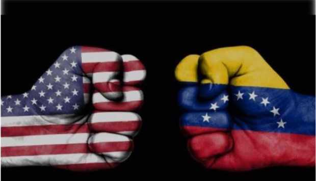 فنزويلا تتحدى حصار ترامب: صادرات النفط مستمرة والجيش يتوعّد والصين تتضامن 