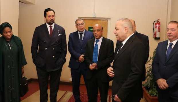 مصر تستضيف وفدا رفيع المستوى من منظمات الطيران المدني الدولية (صور) 