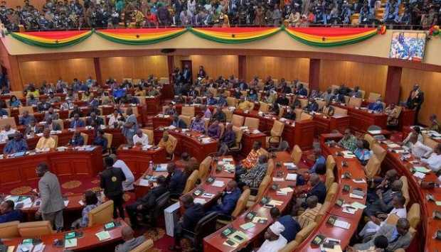 البرلمان الغاني يعتمد ميزانية 2026 بقيمة 31 مليار دولار 