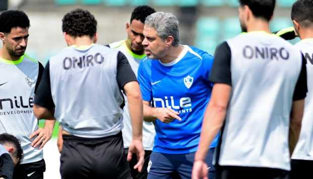 مران الزمالك.. معتمد جمال يحفز اللاعبين قبل نهائي الكونفدرالية أمام اتحاد العاصمة 