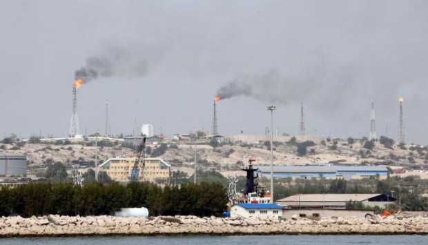 عاجل.. انقطاع التيار الكهربائي في أجزاء من جزيرة خرج جراء الغارات الأمريكية الإسرائيلية 