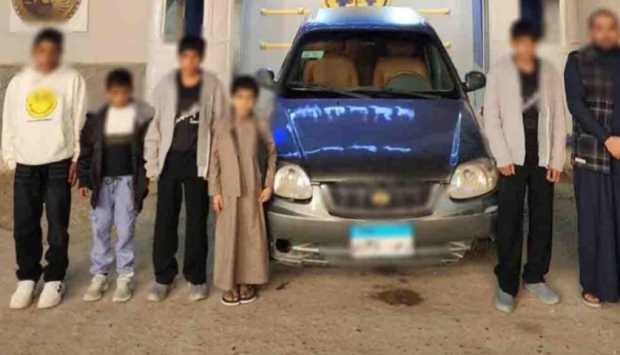 عرض حياة المواطنين للخطر.. الأمن يضبط «طفل سيارة العاشر من رمضان» 
