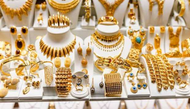 سعر الذهب عيار 18 اليوم الخميس 14 مايو 2026 في محلات الصاغة 