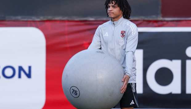 طبيب الأهلي: ثلاثي الفريق يشارك في التدريبات استعدادًا لمواجهة سيراميكا 