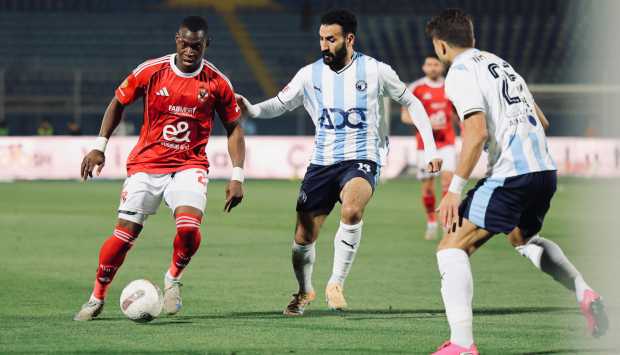 تطورات موقف بيراميدز من ضم نجم الأهلي 