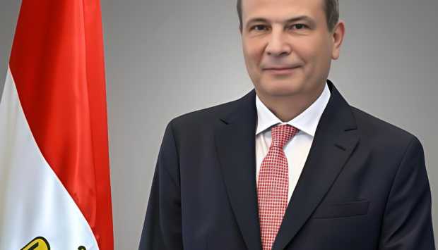 وزير الزراعة يوجه بالتوسع في إنتاج منتجات جديدة لتحسين خصوبة الأراضي 