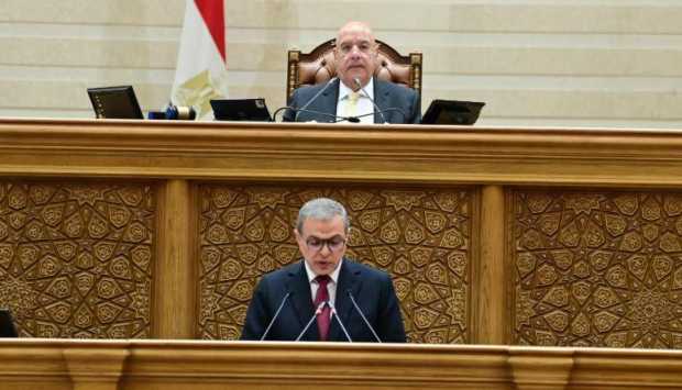 رئيس «قوى عاملة النواب» يستعرض تقريرا عن الانضباط في العملية الانتخابية النقابية 